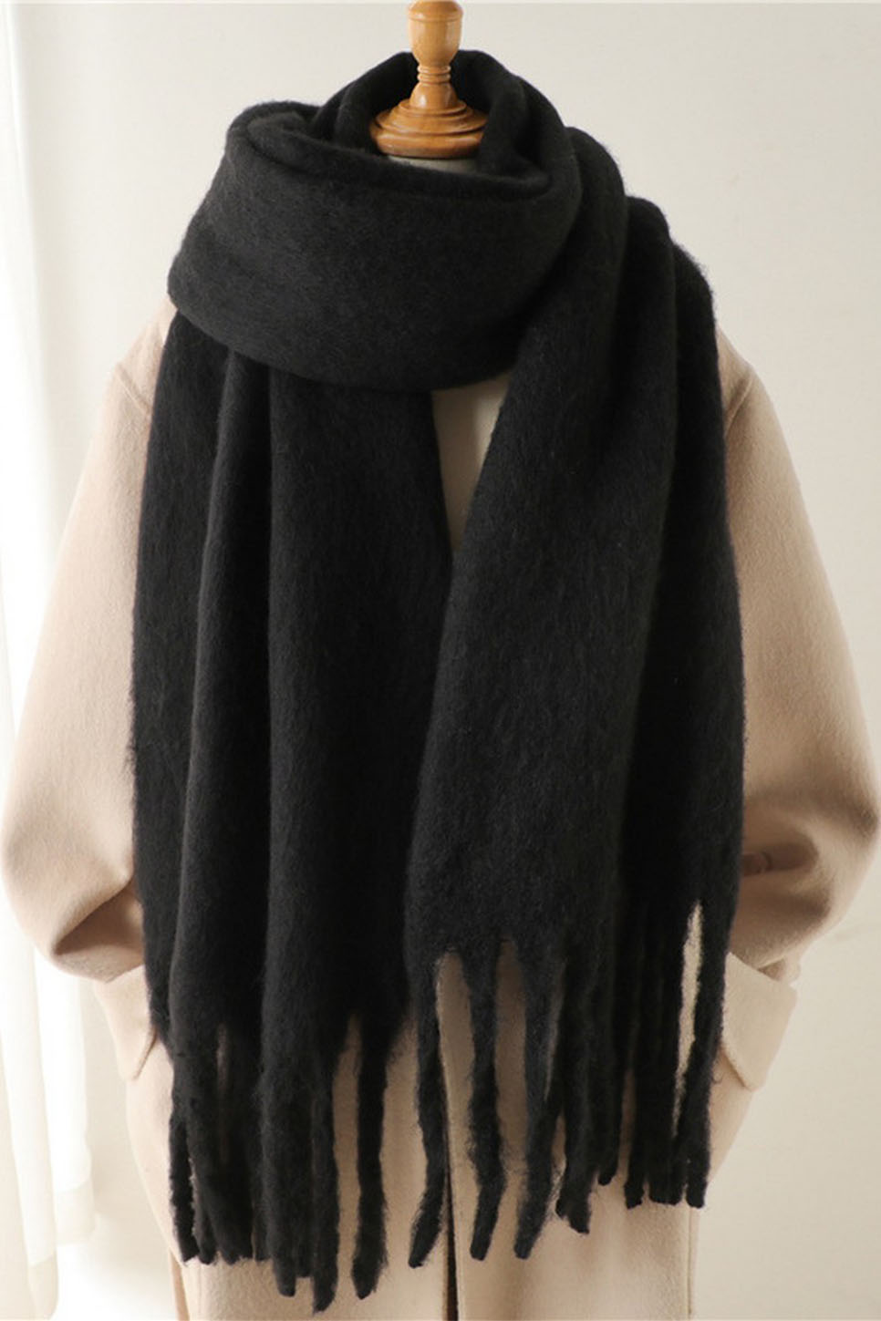 Accity - Solid Tassel Scarf - Black