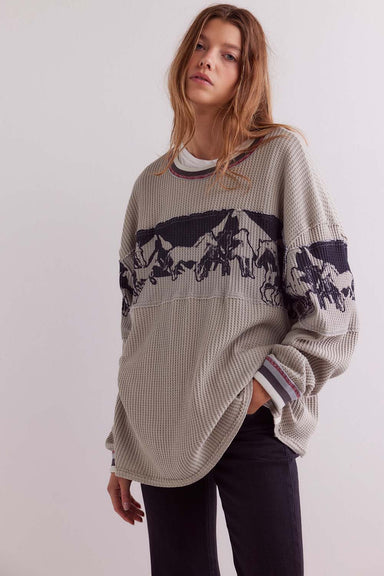 Free People - Big Sky Graphic Tee - Grey - Front