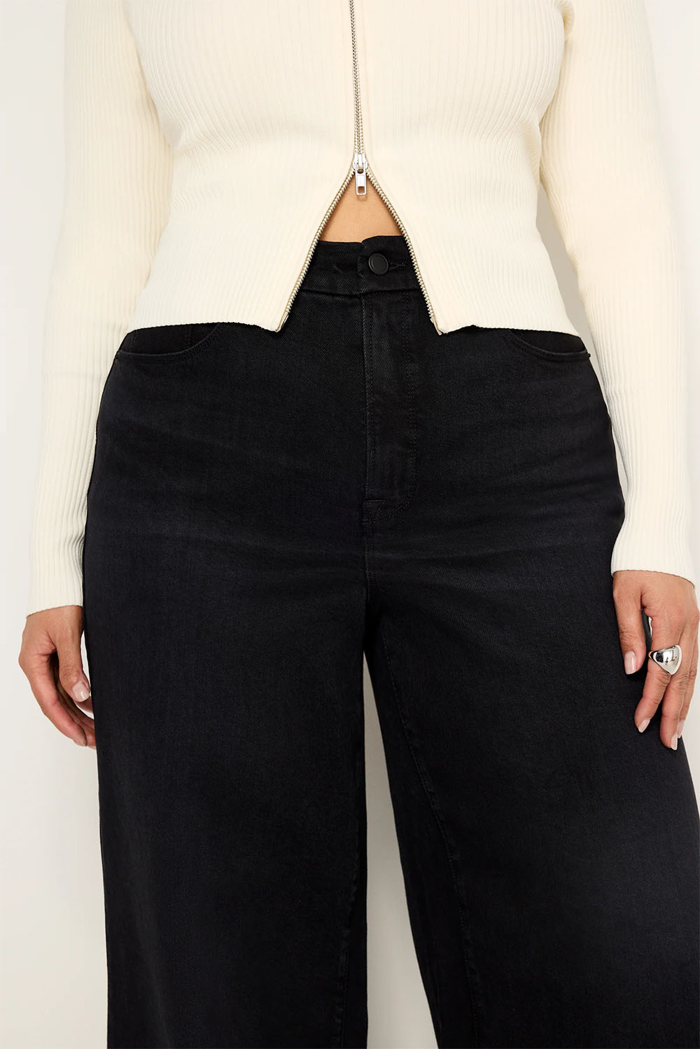 Good American - Good Waist Palazzo Jeans - Black - Front Detail