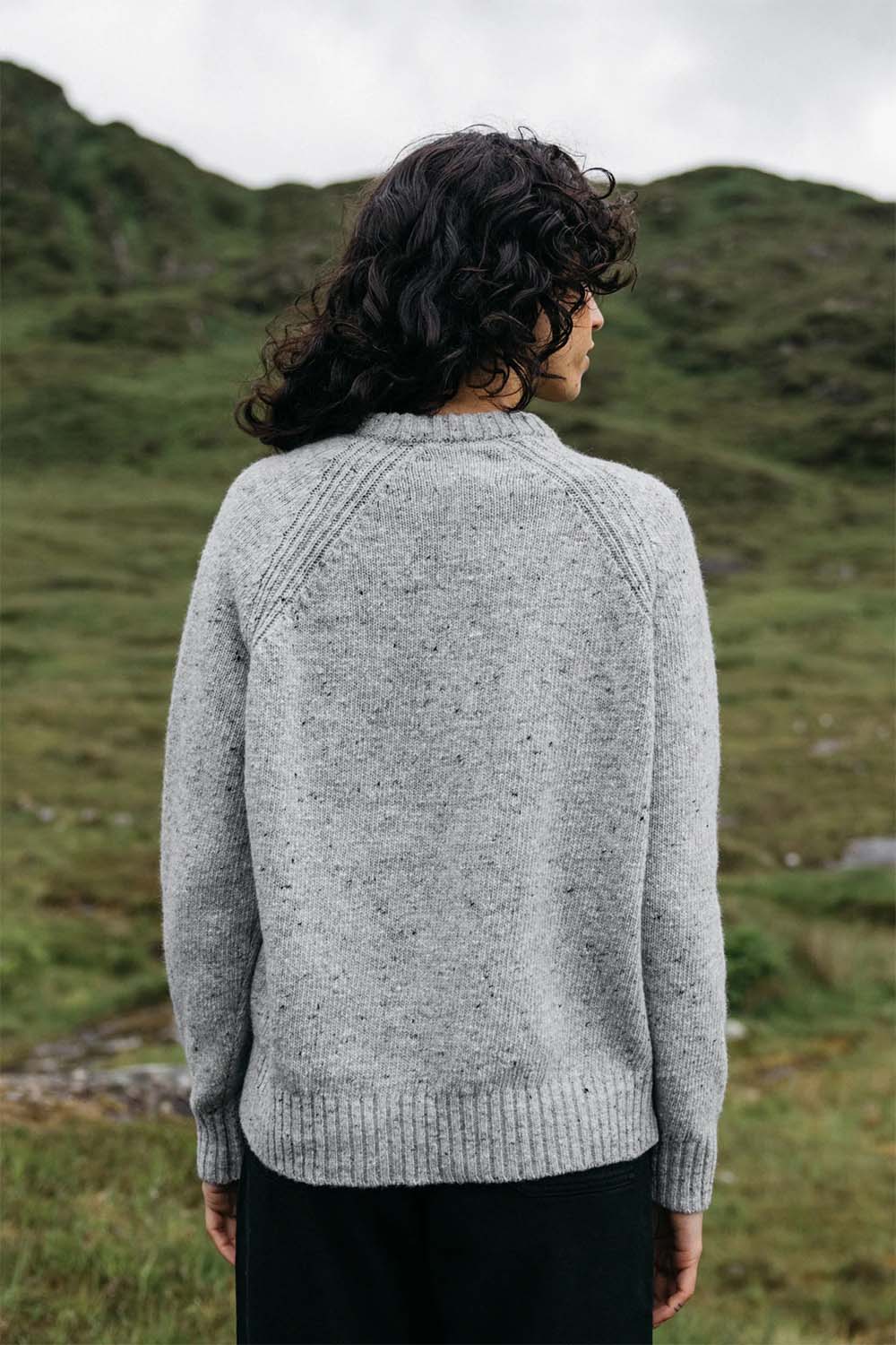 Finisterre - Farne Crew - Dove Grey - Back