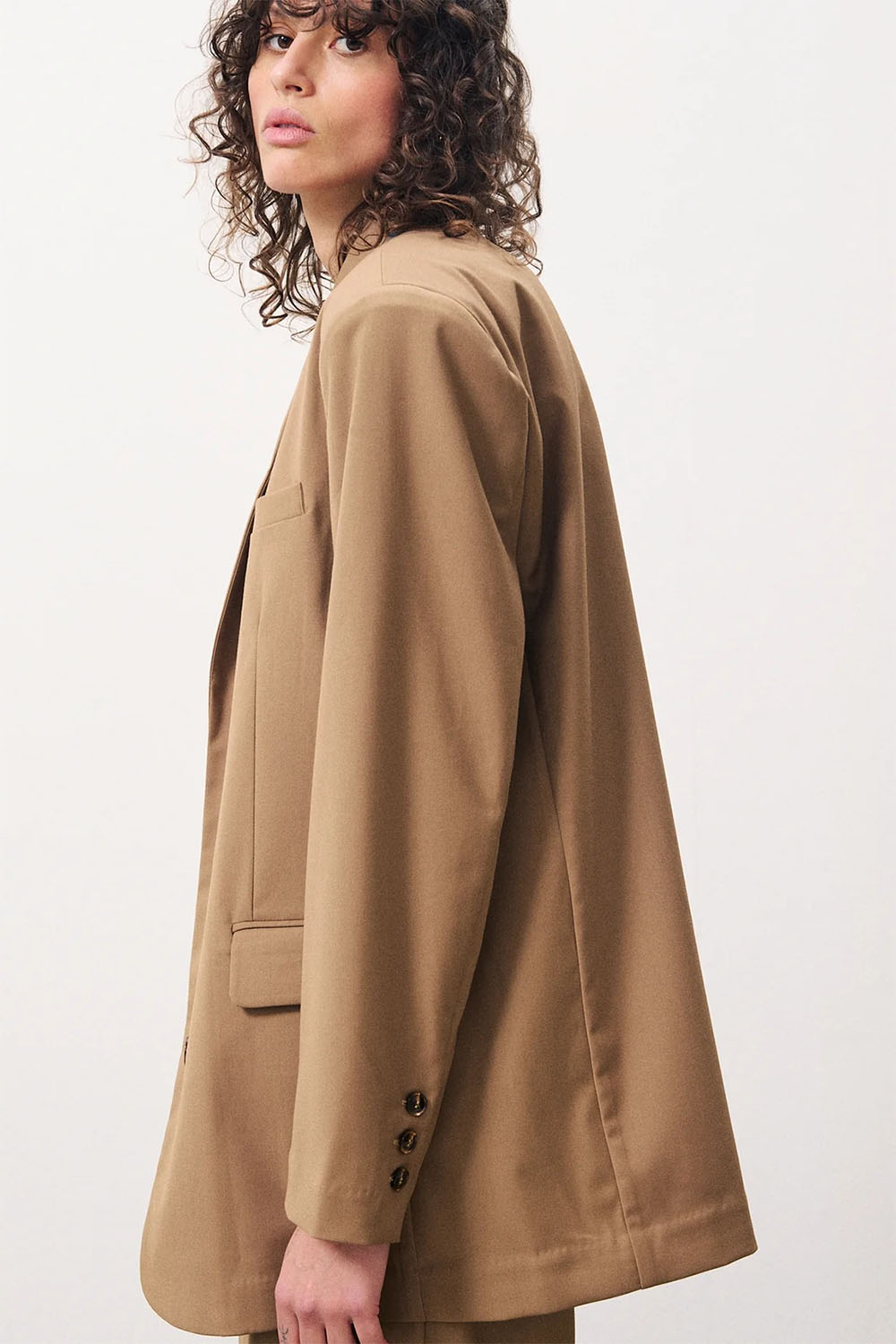 FRNCH - Samira Blazer - Camel - Detail